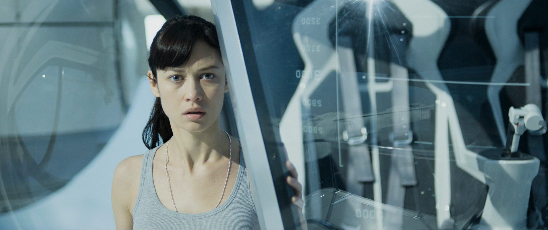 Ship approaching planet